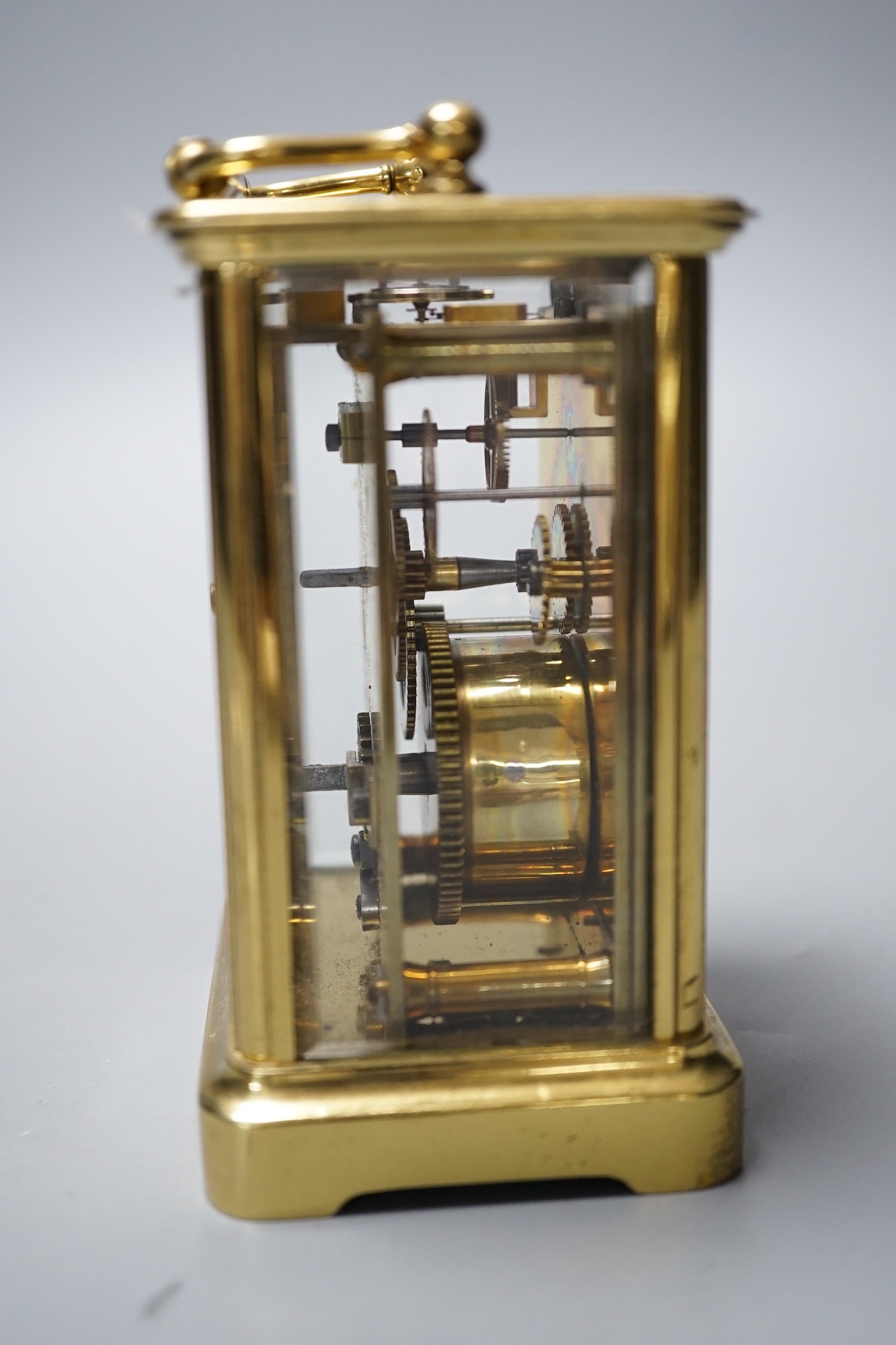 A brass carriage timepiece, 11.5cm tall